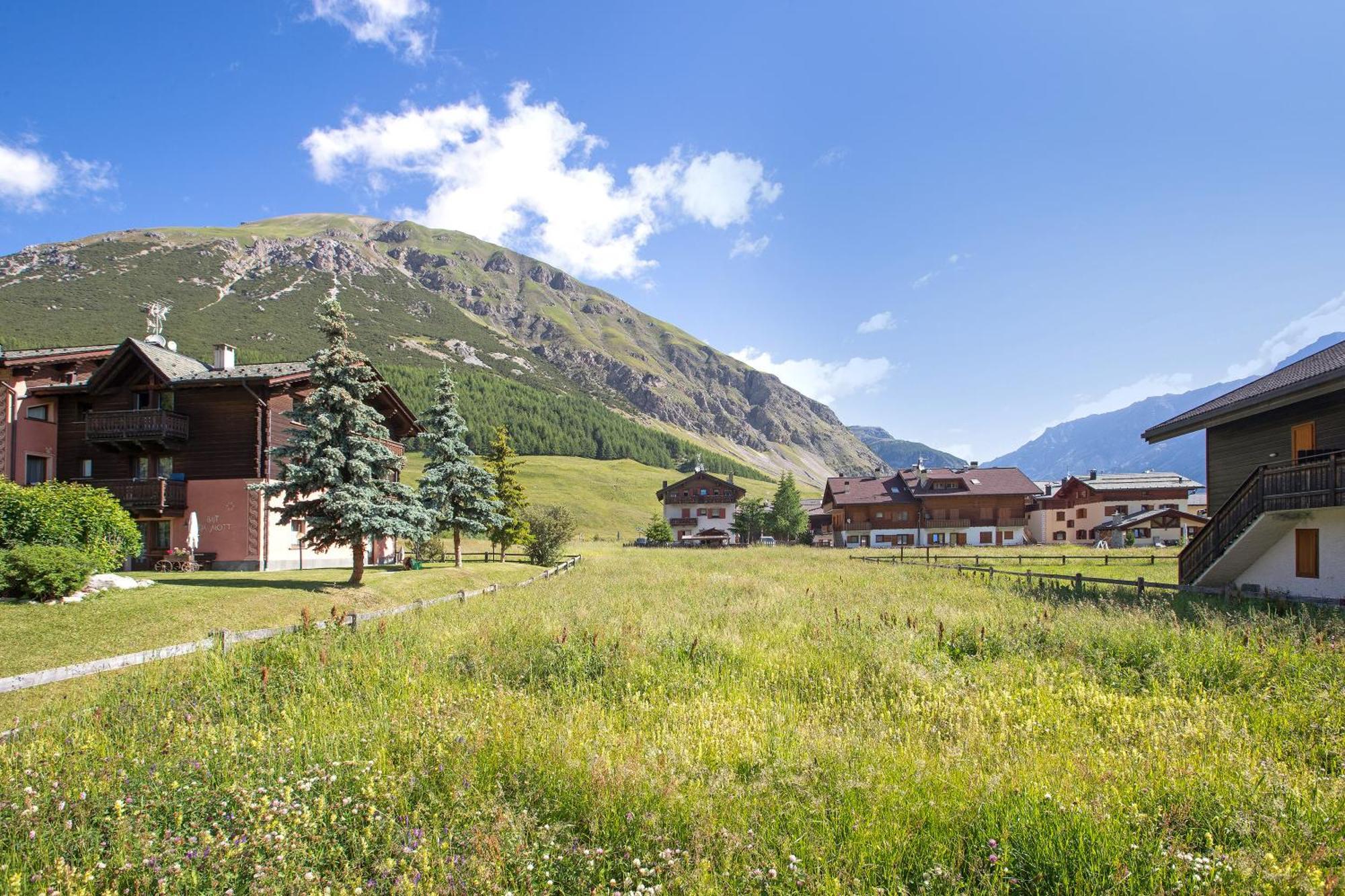 Appartamenti Lorenza 3 Baite Giotto Livigno Eksteriør bilde